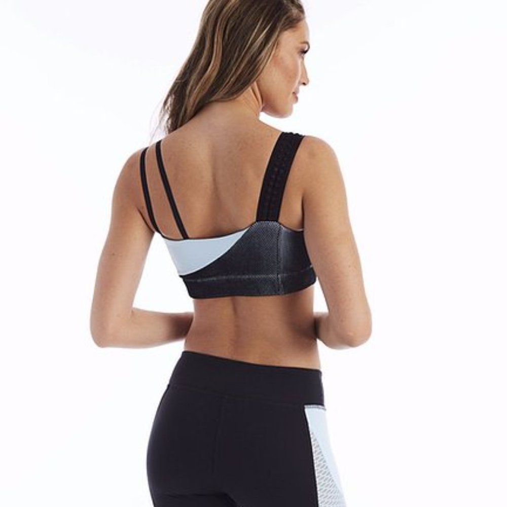 New Lukka Lux Chamber Sports Asymmetrical Niche Mid Impact Sports Bra NWT Small - Picture 9 of 15